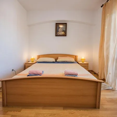 Guest house Two Bed Fortuna Near The Porec