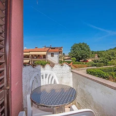 Two Bed Fortuna Near The Porec