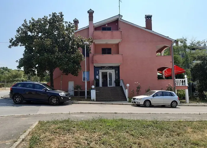 Two Bed Fortuna Near The Guest house 3*