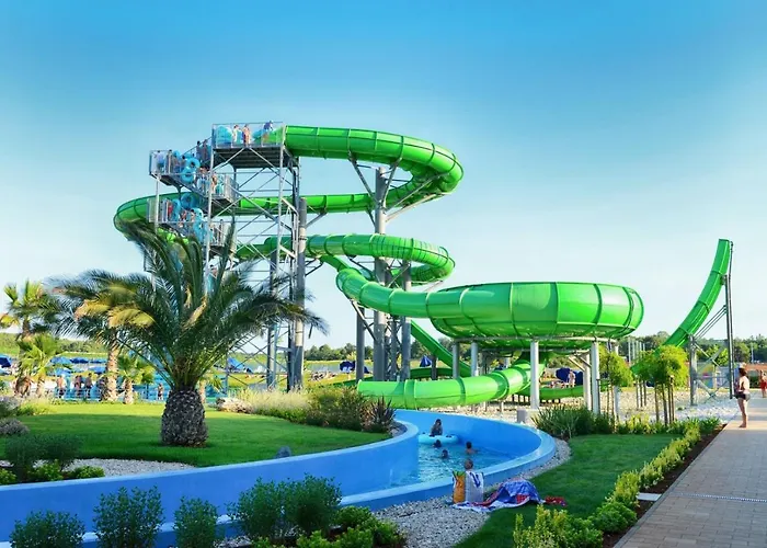 Two Bed Fortuna Near The 招待所