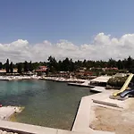 Two Bed Fortuna Near The Poreč