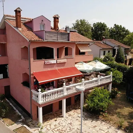 Two Bed Fortuna Near The Porec