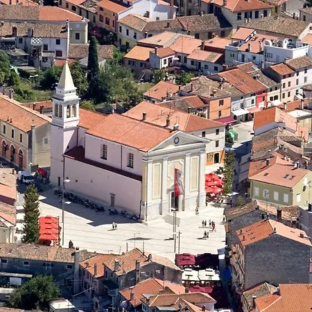 Two Bed Fortuna Near The Porec