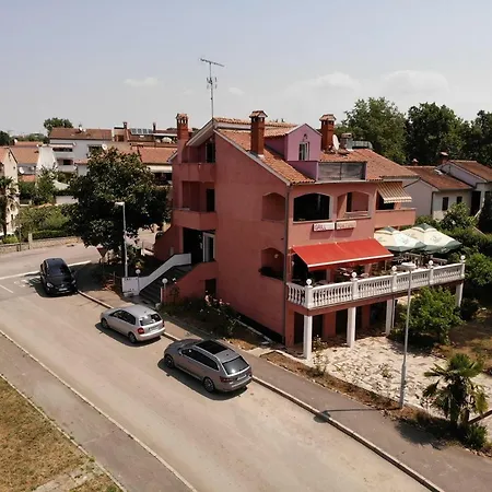 Two Bed Fortuna Near The Porec