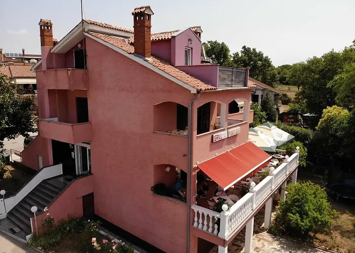 Affittacamere Two Bed Fortuna Near The