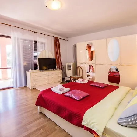 Two Bed Fortuna Near The Pensionat
