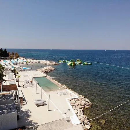 Pensjonat Two Bed Fortuna Near The 3*