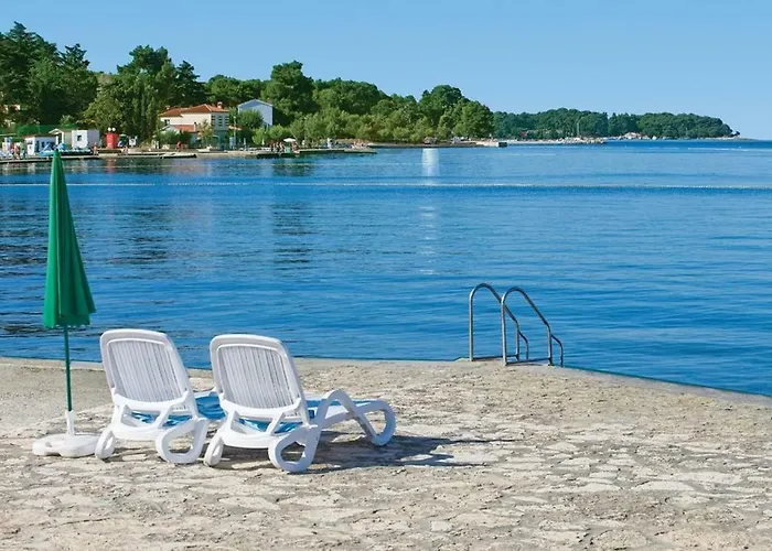 Two Bed Fortuna Near The Poreč